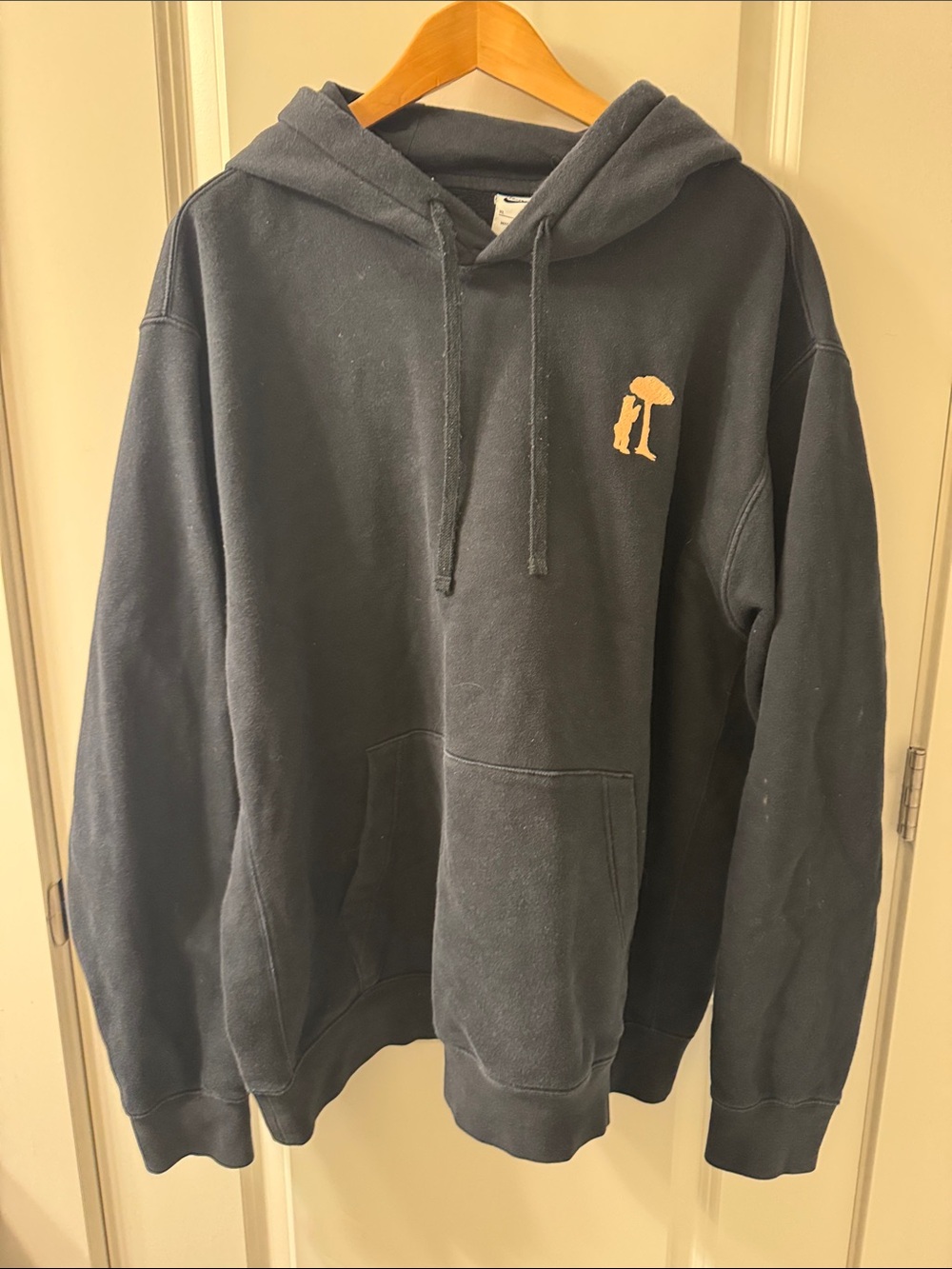Black Real Madrid Football Socce Pullover Hoodie with Yellow Chest Graphic